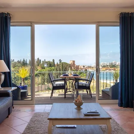 Luxury Townhouse N10 - Front-line Sea Views Hébergement de vacances *