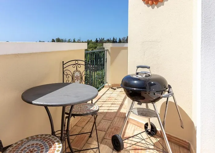 Semesterbostad Luxury Townhouse N10 - Front-line Sea Views Ferragudo (Faro)