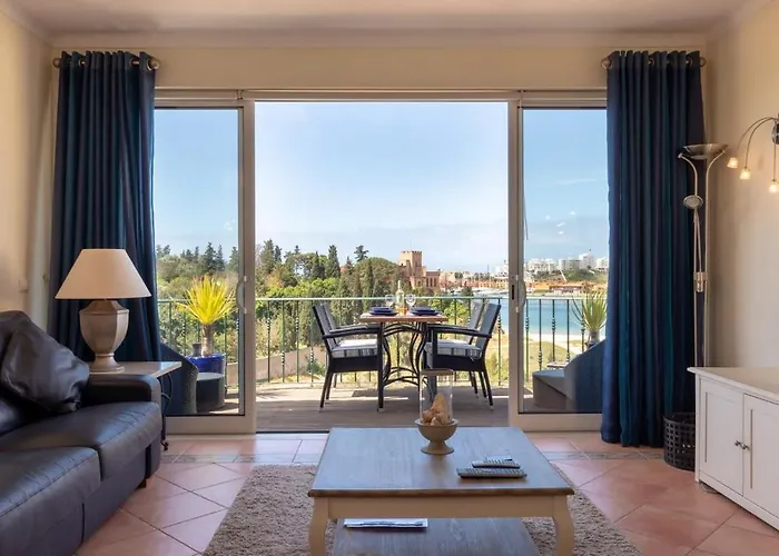 Luxury Townhouse N10 - Front-line Sea Views