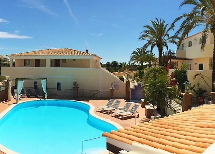 Luxury Townhouse N10 - Front-line Sea Views Vakantiehuis