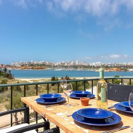 Luxury Townhouse N10 - Front-line Sea Views Ferienhaus